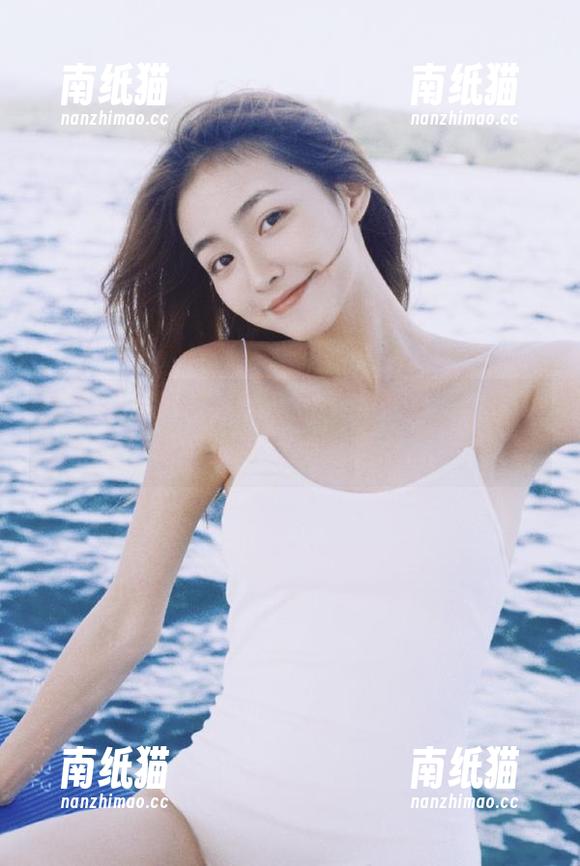 花漾show-李可可 花漾show - 李可可的花嫁之旅:写真集精选演绎爱的绚烂.txt