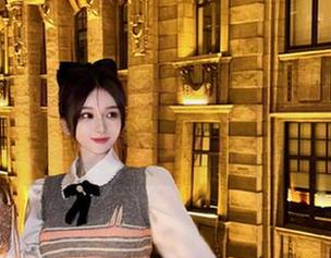 微密圈 – 葛征连衣裙写真，无圣光下的绝美瞬间记录.txt