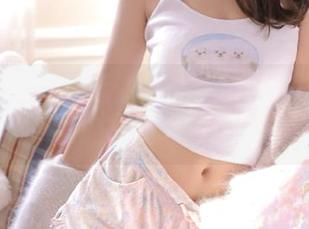 微密圈 – 观看葱油饼erjio的魅力写真，体会她带来的欢心与甜美瞬间！.txt