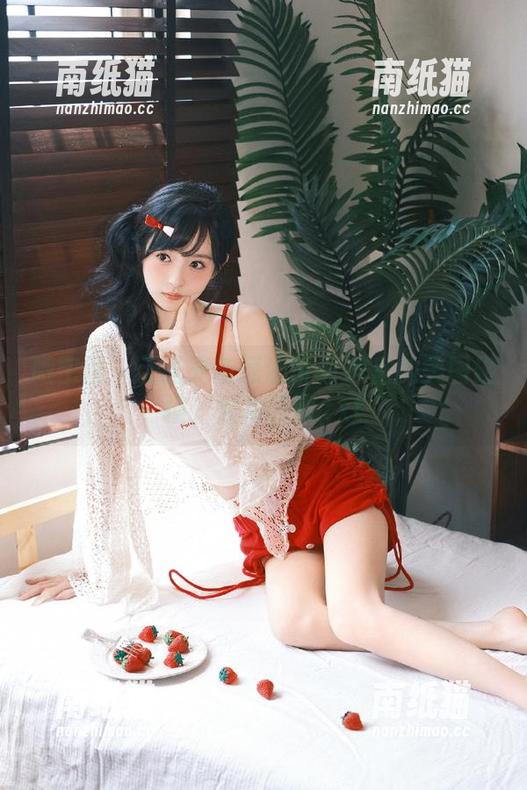 葱油饼er 微密圈 - 无圣光与葱油饼er教室的美图碰撞,火花四溅.txt