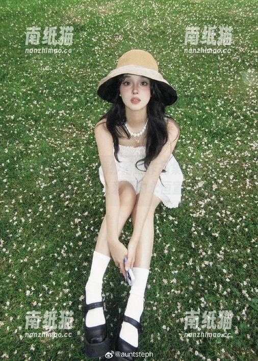 蜜桃社-Suki 蜜桃社 - Suki婚纱精选作品集:幸福瞬间的浓缩,见证爱情的永恒宣言.txt