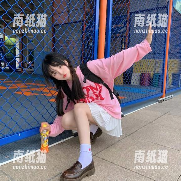 蜜桃社-伊琳 蜜桃社 - 职场时尚先锋伊琳,精彩职业装图包资源等你来下载!.txt