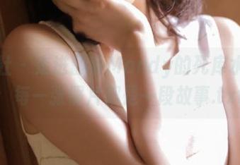 蜜桃社 – 走进静香Mandy的死库水写真：每一张照片都是一段故事.txt