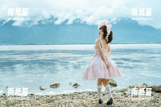 蠢沫沫 蠢沫沫的白衬衫高清写真,展现不一样的优雅风格.txt