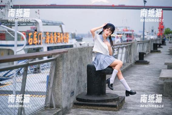 觅芙少女-晓晓 觅芙少女 - 晓晓的温柔写真集已经上线,赶快下载吧,别让优雅从指尖溜走!.txt