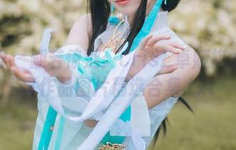 语画界 – 翩若惊鸿：Cris_卓娅祺妹妹写真作品图片精选合集.txt