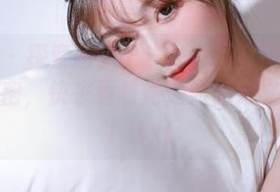 语画界 – 探索唐宁宁连体衣写真图包中的时尚秘密，快来看看她是如何定义美丽的！.txt