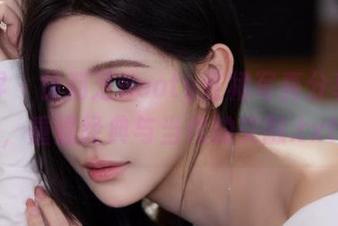语画界 – 徐莉芝Booty红裙写真分享之美，重温经典与当代的交融.txt