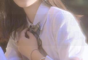 贝贝琪Becky海边写真集重磅更新，带来清新扑面而来的夏日气息.txt