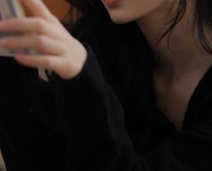 微密圈 – 雅雅的气质呀带你进入女仆的奇妙世界：网盘独享精选合集，一起见证她的魅力瞬间！.txt