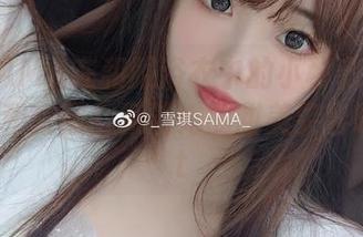 雪琪SAMA在和服浴衣中的小秘密：每一张原图和套图都藏着她的甜美笑容哦！.txt