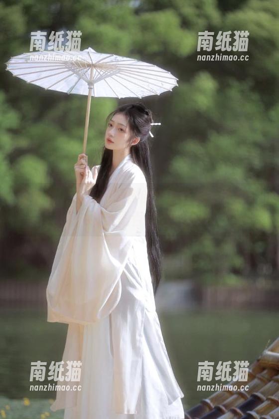 青豆客-谭晓彤 青豆客 - 感受谭晓彤的全套作品,女神Elise的无限百变秀!.txt
