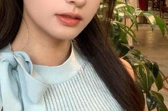 青豆客 – 捕捉美丽瞬间：赵馨玥内衣写真中的高清图片资源不容错过.txt