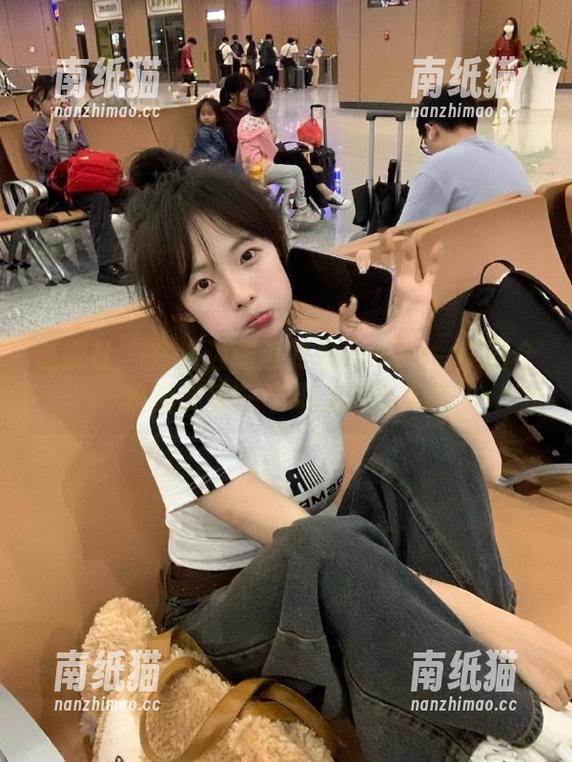 魅妍社-夏倪可ella 魅妍社 - 在海边邂逅夏倪可ella:美图合集捕捉每一个动人瞬间.txt