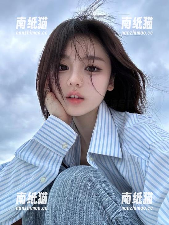 魅妍社-沈佳熹 魅妍社 - 沈佳熹的水手服高清写真集:甜美造型,捕捉每一个动人瞬间.txt