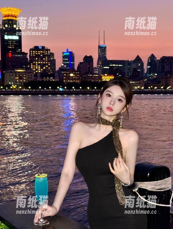 魅妍社-陆金佳Jessica 魅妍社 - 高清写真作品集盘点:陆金佳Jessica驾驭灰丝,诠释时尚潮流.txt