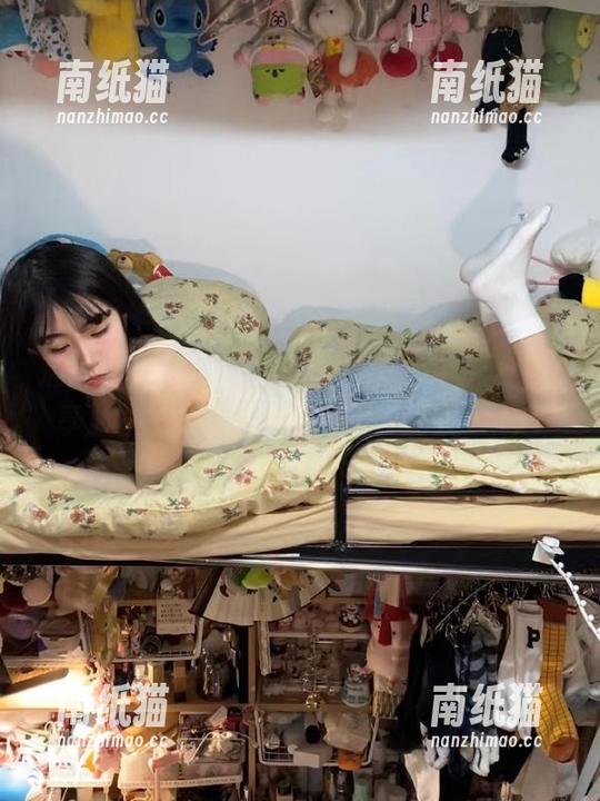 魅妍社-黄歆苑 魅妍社 - 重温黄歆苑的连衣裙作品集,分享那些让人心动的瞬间与穿搭灵感.txt