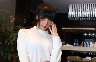 鹿野希白裙写真：图册一览她的白裙魅力，真的能打动你的心吗？.txt