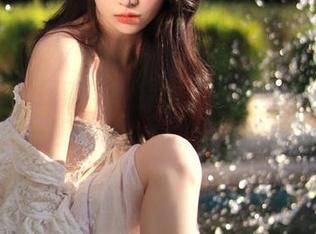 微密圈 – 探索黑饱宝女王的写真图集：每一帧都是心灵的碰撞.txt
