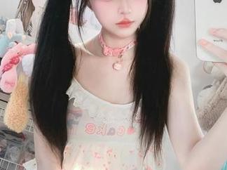 微密圈 – 当黑饱宝遇上透明：高清写真集带来无与伦比的视觉享受.txt